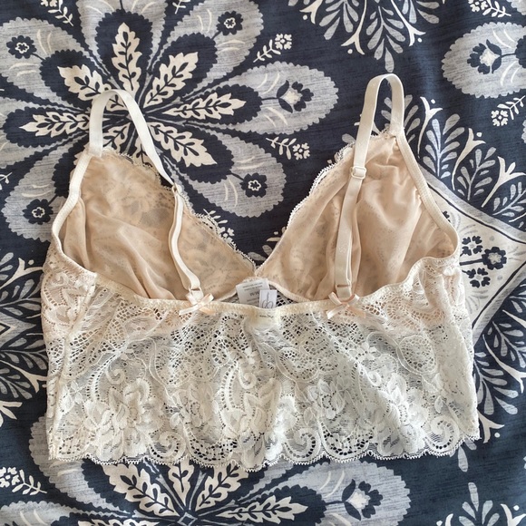 Lace Bralette - Picture 2 of 3